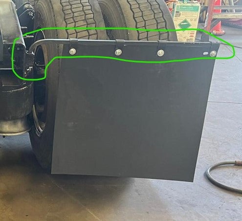 MUDFLAP HANGER STRAIGHT, BLACK