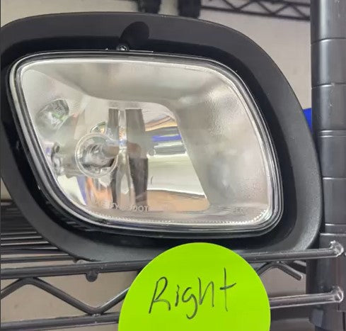 FOG LAMP RH FREIGHTLINER FL006-B000R