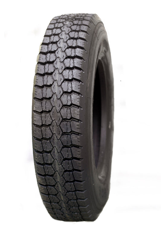 TIRE 11R22.5