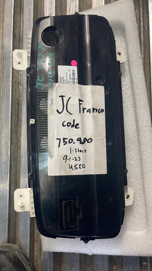 USED INSTRUMENT CLUSTER ASSEMBLY INTERNATIONAL 4062880C1