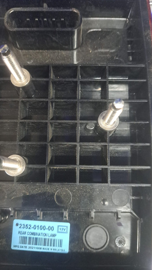 TAIL/STOP LIGHT LED NAVISTAR 2352010000