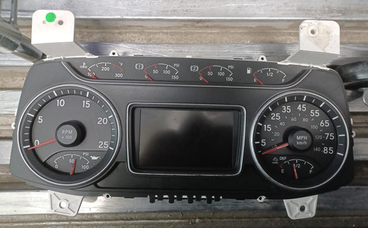 USED INSTRUMENT CLUSTER INTERNATIONAL 4062880C1