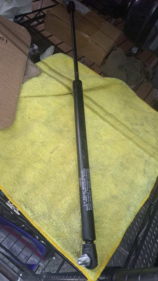 GAS SPRING STRUT 353021
