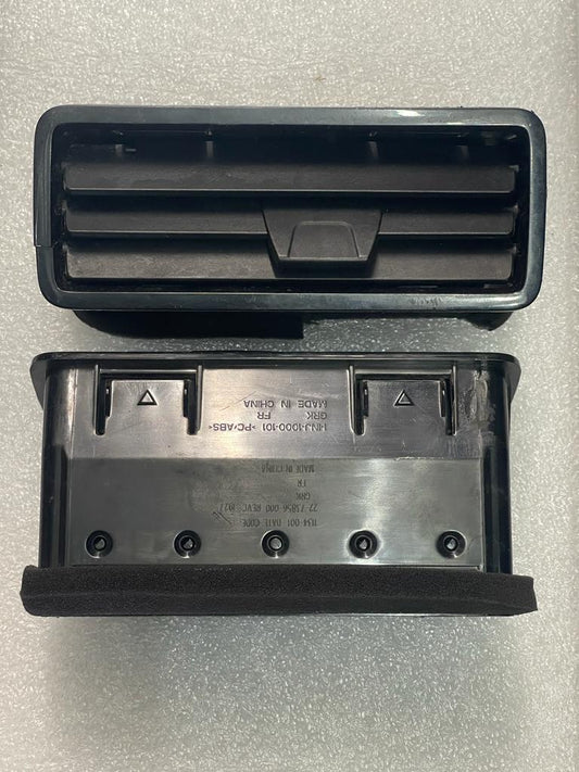 USED AC VENT LOUVER FREIGHTLINER A2273856000