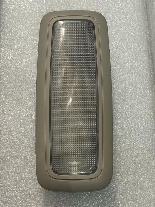 INTERIOR DOME LIGHT VOLVO 21621487